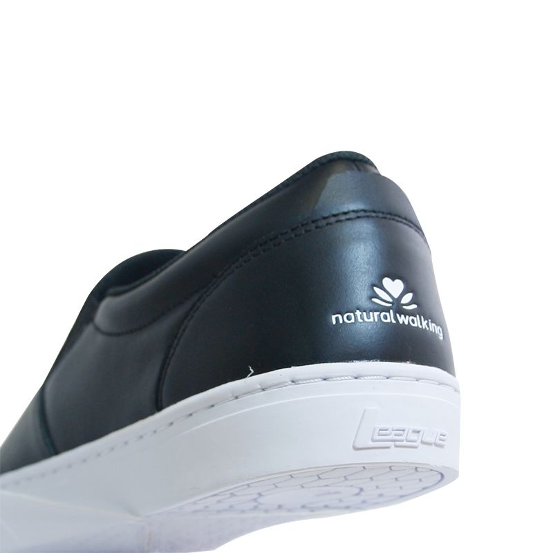 League Ordinary U Black/White Slip On Pria