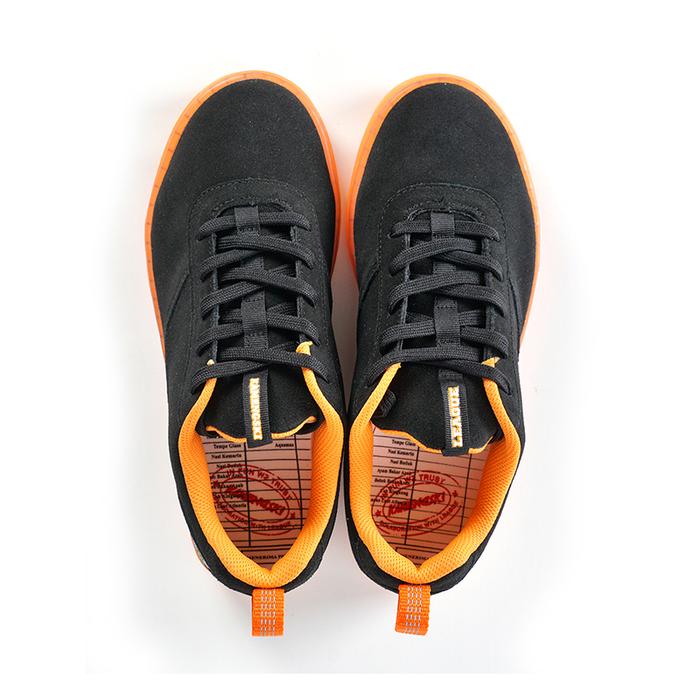 Sepatu Sneaker Pria Austin Kamengski 1011721081N